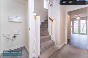 Entrance/Cupboard- click for photo gallery